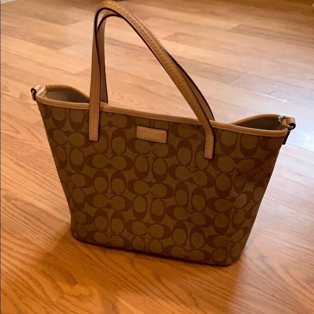 Coach purse